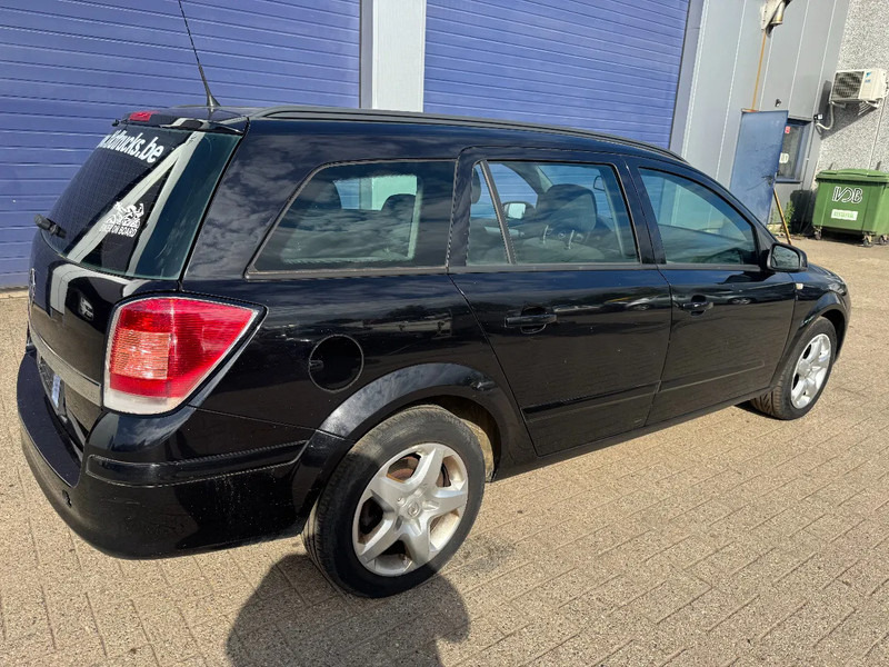 Opel Astra **1700CDTI-AIRCO-EURO 4** - Universālis: foto 4 Opel Astra **1700CDTI-AIRCO-EURO 4** - Universālis: foto 4