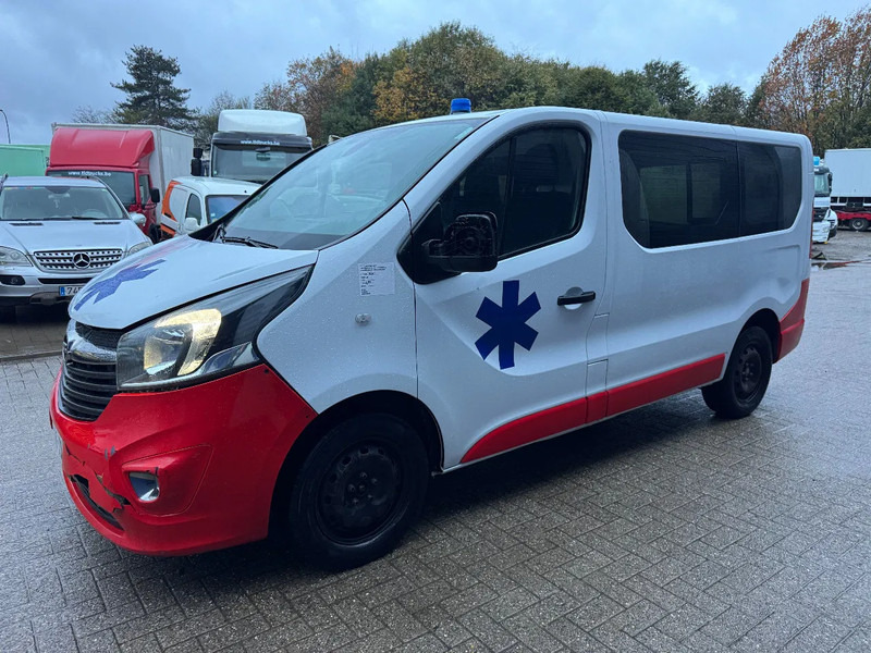 Opel Vivaro **AMBULANCE-RETTUNGSWAGEN** - Ātrās palīdzības mašīna: foto 2 Opel Vivaro **AMBULANCE-RETTUNGSWAGEN** - Ātrās palīdzības mašīna: foto 2
