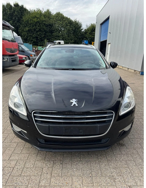 Peugeot 508 **2.0HDI-100Kw** - Vieglā automašīna: foto 2 Peugeot 508 **2.0HDI-100Kw** - Vieglā automašīna: foto 2