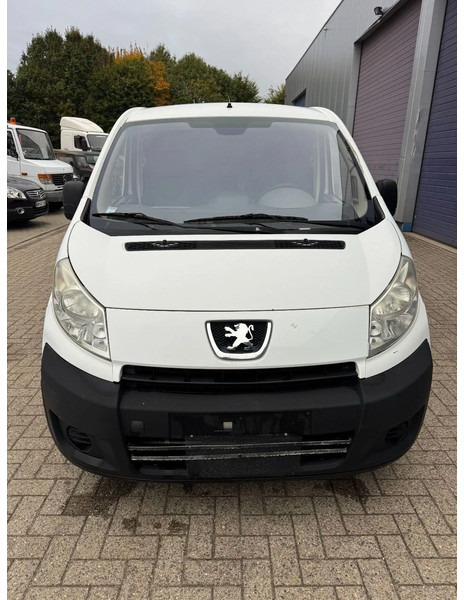 Peugeot Expert **1560CC-EURO 4-AC** - Mazs furgons: foto 2 Peugeot Expert **1560CC-EURO 4-AC** - Mazs furgons: foto 2