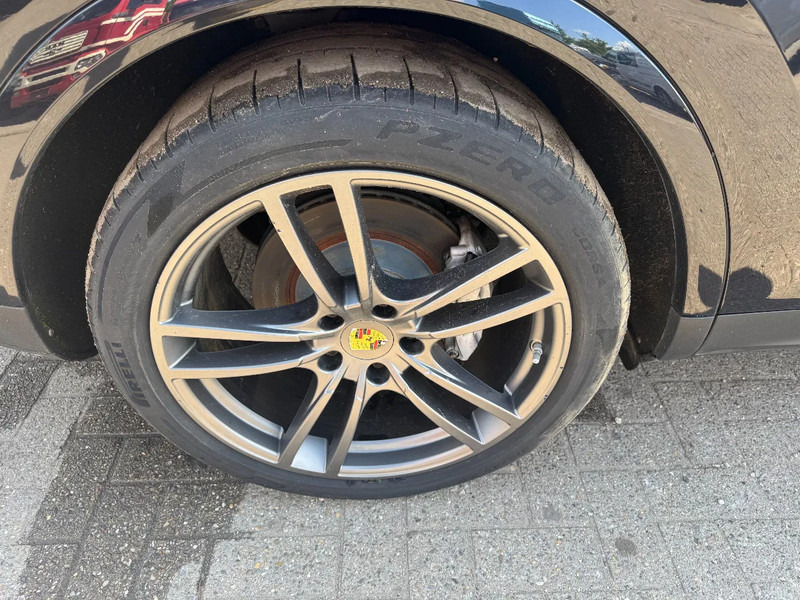 Porsche Cayenne **HYBRIDE+BENZINE-3.0V6-1st OWNER-EURO6B** - Vieglā automašīna: foto 5 Porsche Cayenne **HYBRIDE+BENZINE-3.0V6-1st OWNER-EURO6B** - Vieglā automašīna: foto 5