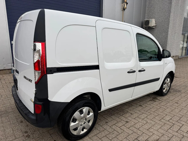Renault Kangoo **EURO 6D-AIRCO-59KW** - Mazs furgons: foto 4 Renault Kangoo **EURO 6D-AIRCO-59KW** - Mazs furgons: foto 4