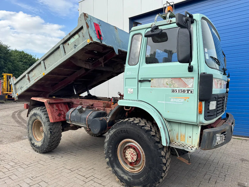 Renault Midliner **85-150 4X4-DUMPTRUCK-BENNE** - Kravas automašīna pašizgāzējs: foto 1 Renault Midliner **85-150 4X4-DUMPTRUCK-BENNE** - Kravas automašīna pašizgāzējs: foto 1