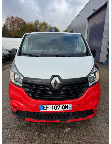 Renault Trafic **AMBULANCE-EURO 5-AC-DCI120** - Ātrās palīdzības mašīna: foto 2 Renault Trafic **AMBULANCE-EURO 5-AC-DCI120** - Ātrās palīdzības mašīna: foto 2