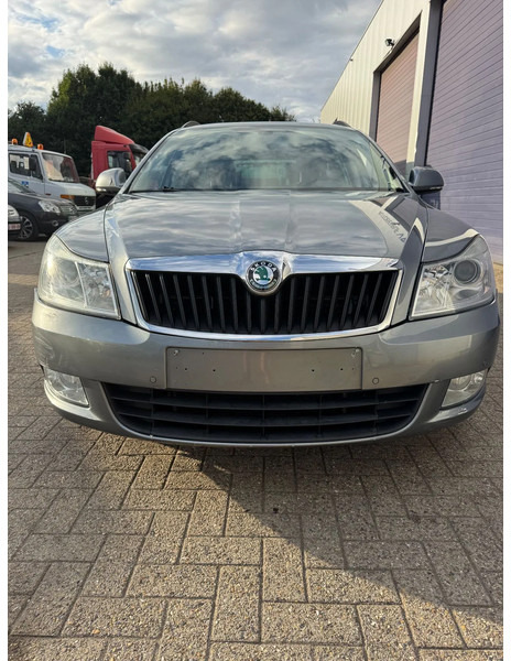 Škoda Octavia **EURO5-BELGIAN CAR** - Vieglā automašīna: foto 2 Škoda Octavia **EURO5-BELGIAN CAR** - Vieglā automašīna: foto 2