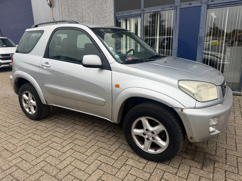 Toyota RAV4 **PETROL-AIRCO** - Vieglā automašīna: foto 3 Toyota RAV4 **PETROL-AIRCO** - Vieglā automašīna: foto 3