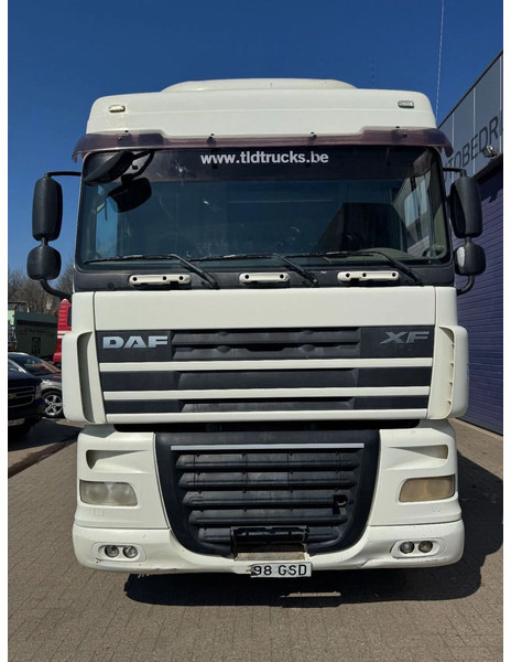 DAF XF 105.460 **EURO 5-RETARDER** - Vilcējs: foto 3 DAF XF 105.460 **EURO 5-RETARDER** - Vilcējs: foto 3