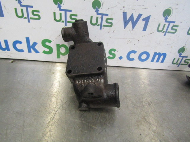 CUMMINS M11 THERMOSTAT HOUSING P/NO 3076793-3 - Dzinējs un rezerves daļas - Kravas automašīna: foto 1 CUMMINS M11 THERMOSTAT HOUSING P/NO 3076793-3 - Dzinējs un rezerves daļas - Kravas automašīna: foto 1