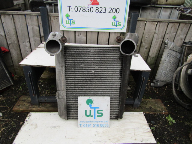 DAF CF 75 INTERCOOLER P/NO 1371318 - Radiators - Kravas automašīna: foto 1 DAF CF 75 INTERCOOLER P/NO 1371318 - Radiators - Kravas automašīna: foto 1