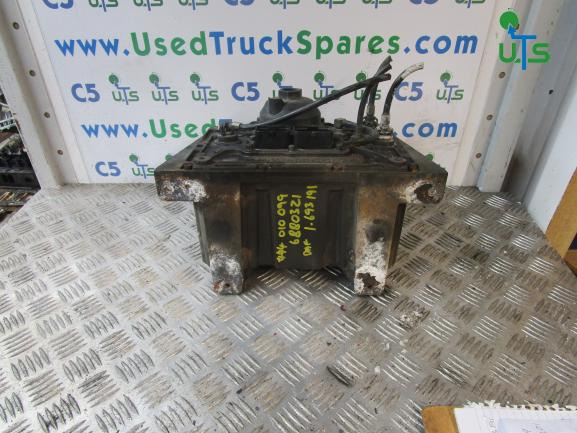 DAF CF / XF EURO 5 ADBLUE PUMP BOSCH PART NO 0444010099 - Degvielas sistēma - Kravas automašīna: foto 1 DAF CF / XF EURO 5 ADBLUE PUMP BOSCH PART NO 0444010099 - Degvielas sistēma - Kravas automašīna: foto 1