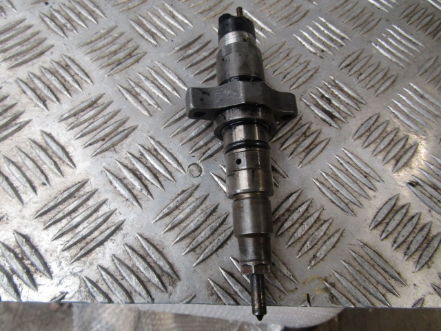 DAF LF 45 EURO 3 INJECTORS (SET OF 4) P/NO 0445120007 - Degvielas sistēma - Kravas automašīna: foto 3 DAF LF 45 EURO 3 INJECTORS (SET OF 4) P/NO 0445120007 - Degvielas sistēma - Kravas automašīna: foto 3