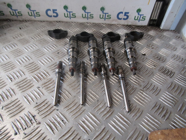 DAF LF 45 EURO 5 INJECTORS (4) COMPLETE WITH PENCILS AND CLAMPS - Degvielas sistēma - Kravas automašīna: foto 1 DAF LF 45 EURO 5 INJECTORS (4) COMPLETE WITH PENCILS AND CLAMPS - Degvielas sistēma - Kravas automašīna: foto 1