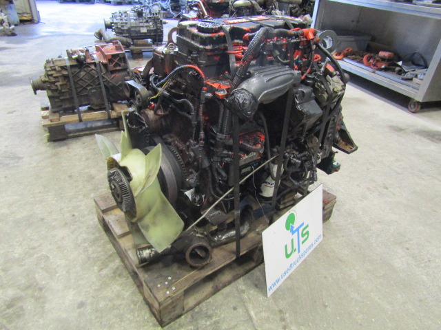 DAF PACCAR LF 45 150 ENGINE COMPLETE - Dzinējs - Kravas automašīna: foto 4 DAF PACCAR LF 45 150 ENGINE COMPLETE - Dzinējs - Kravas automašīna: foto 4
