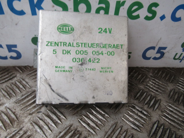 DAF XF 95 HELLA CONTROL UNIT P/NO DK005054-00 036-422 - Elektroniskais vadības bloks (ECU) - Kravas automašīna: foto 1 DAF XF 95 HELLA CONTROL UNIT P/NO DK005054-00 036-422 - Elektroniskais vadības bloks (ECU) - Kravas automašīna: foto 1