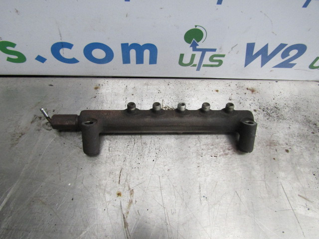 HINO 300 SERIES (N04C) FUEL RAIL - Dzinējs un rezerves daļas - Kravas automašīna: foto 1 HINO 300 SERIES (N04C) FUEL RAIL - Dzinējs un rezerves daļas - Kravas automašīna: foto 1