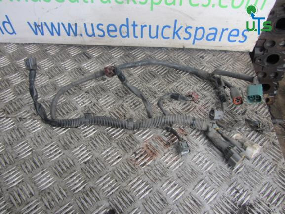 ISUZU NQR 2007/2008 INJECTOR WIRING HARNESS - Dzinējs un rezerves daļas - Kravas automašīna: foto 1 ISUZU NQR 2007/2008 INJECTOR WIRING HARNESS - Dzinējs un rezerves daļas - Kravas automašīna: foto 1