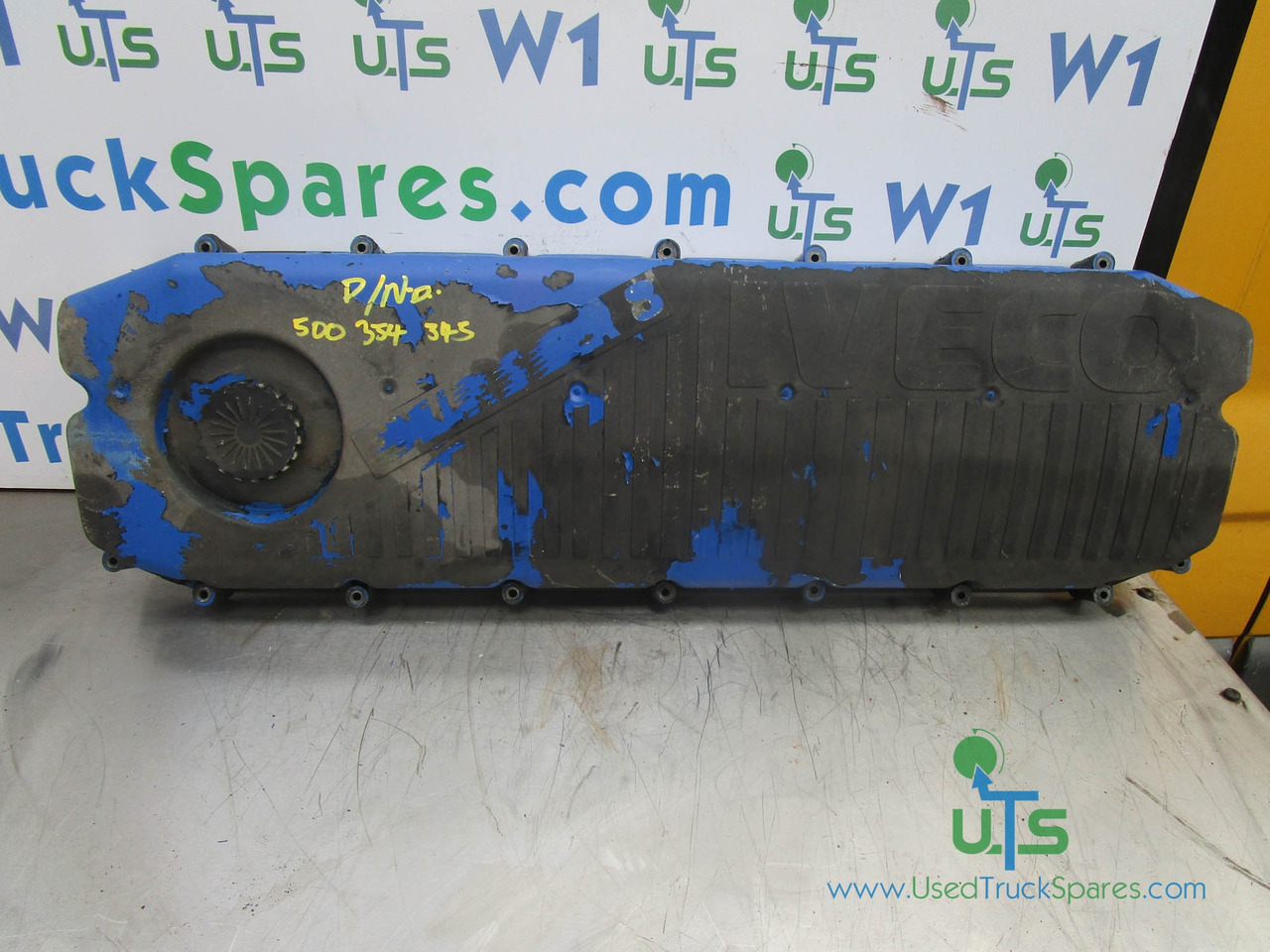 IVECO CURSOR 8 ENGINE ROCKER COVER P/NO 500354345 - Dzinējs un rezerves daļas - Kravas automašīna: foto 1 IVECO CURSOR 8 ENGINE ROCKER COVER P/NO 500354345 - Dzinējs un rezerves daļas - Kravas automašīna: foto 1