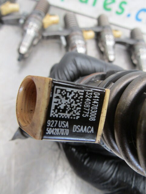 IVECO STRALIS CURSOR 10 INJECTORS P/NO 504287070/0414703008 - Degvielas sistēma - Kravas automašīna: foto 3 IVECO STRALIS CURSOR 10 INJECTORS P/NO 504287070/0414703008 - Degvielas sistēma - Kravas automašīna: foto 3