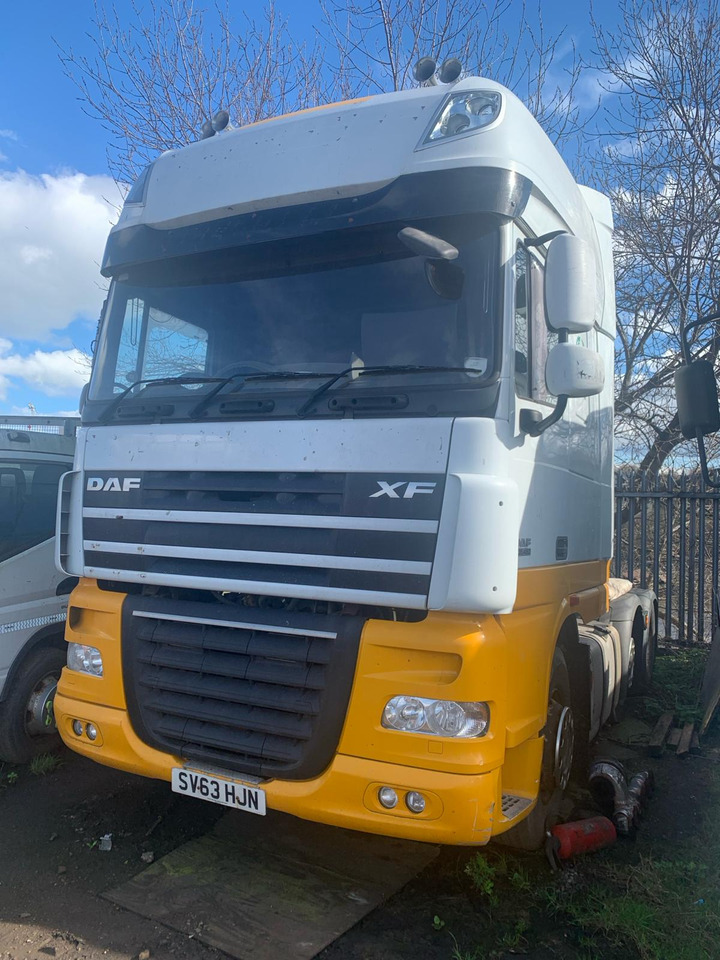 DAF XF 105 460 MANUAL (2013) BREAKING FOR PARTS - Kravas automašīna: foto 1 DAF XF 105 460 MANUAL (2013) BREAKING FOR PARTS - Kravas automašīna: foto 1