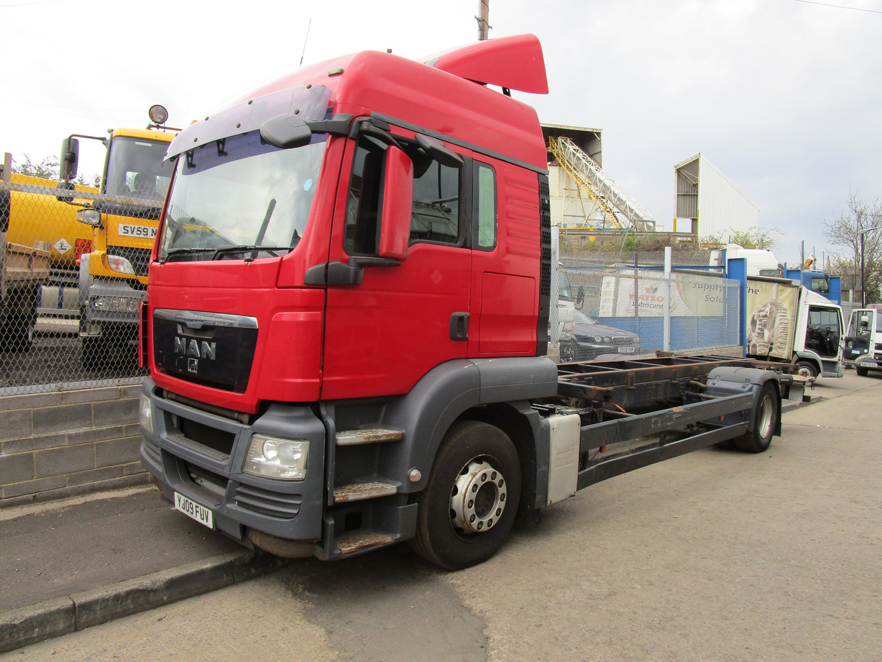 MAN TGS 360 / AUTO D2066LF33 BREAKING FOR SPARES - Kravas automašīna: foto 1 MAN TGS 360 / AUTO D2066LF33 BREAKING FOR SPARES - Kravas automašīna: foto 1