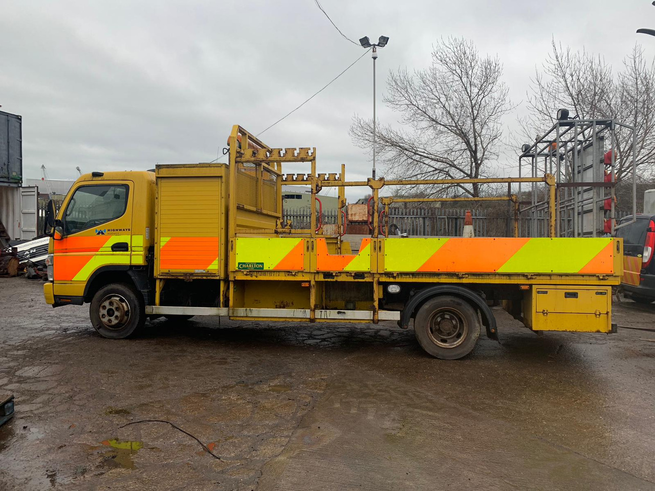 MITSUBISHI FUSO / CANTER 4M50 (2010) BREAKING - Kravas automašīna: foto 2 MITSUBISHI FUSO / CANTER 4M50 (2010) BREAKING - Kravas automašīna: foto 2