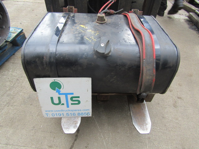 MAN 8163 (LE2000) FUEL TANK COMPLETE - Degvielas tvertne - Kravas automašīna: foto 1 MAN 8163 (LE2000) FUEL TANK COMPLETE - Degvielas tvertne - Kravas automašīna: foto 1