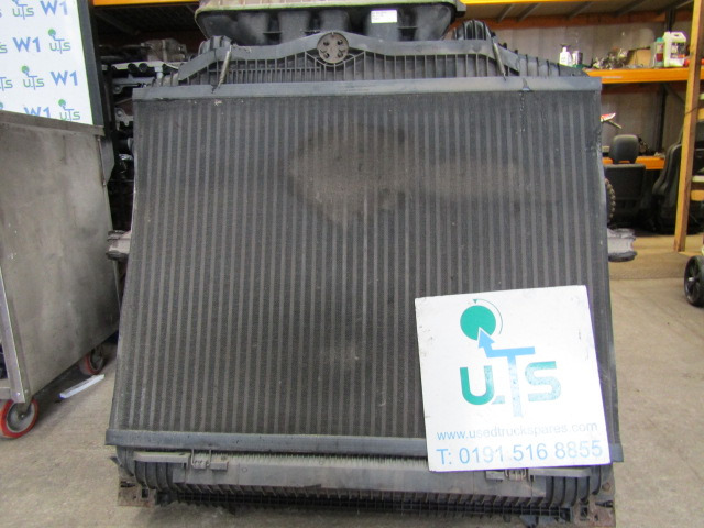 MAN TGL 150/180 RADIATOR - Radiators - Kravas automašīna: foto 1 MAN TGL 150/180 RADIATOR - Radiators - Kravas automašīna: foto 1