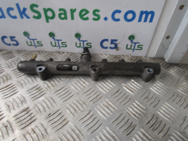 MAN TGL DO834 LFL54 BOSCH FUEL RAIL P/NO 0445224033 - Dzinējs un rezerves daļas - Kravas automašīna: foto 1 MAN TGL DO834 LFL54 BOSCH FUEL RAIL P/NO 0445224033 - Dzinējs un rezerves daļas - Kravas automašīna: foto 1