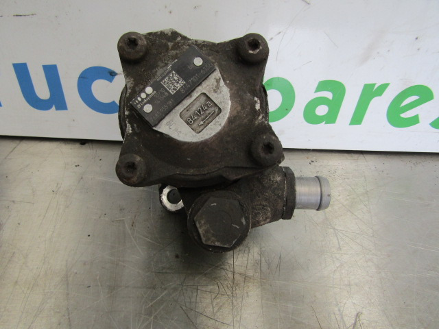 MAN TGS/TGX D2066 POWER STEERING PUMP P/NO 51.47101.6136 - Stūres iekārta - Kravas automašīna: foto 1 MAN TGS/TGX D2066 POWER STEERING PUMP P/NO 51.47101.6136 - Stūres iekārta - Kravas automašīna: foto 1
