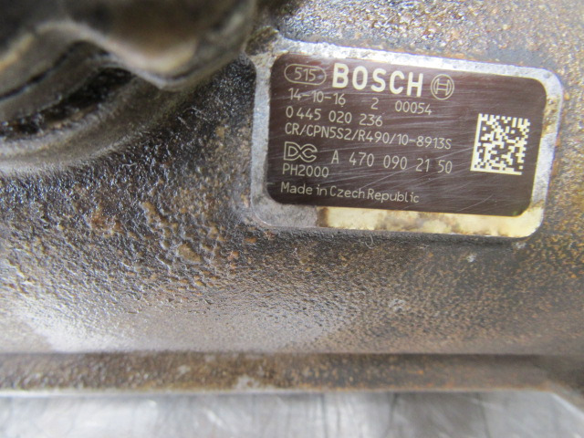 MERCEDES ACTROS MP4 OM471-6 FUEL PUMP BOSCH P/NO 445020236 , MERCEDES P/NO A4700902150 - Degvielas sistēma - Kravas automašīna: foto 2 MERCEDES ACTROS MP4 OM471-6 FUEL PUMP BOSCH P/NO 445020236 , MERCEDES P/NO A4700902150 - Degvielas sistēma - Kravas automašīna: foto 2