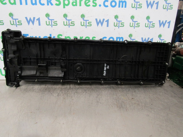 MERCEDES ACTROS MP4 OM471-6 ROCKER COVER P/NO A471010XX30 - Dzinējs un rezerves daļas - Kravas automašīna: foto 2 MERCEDES ACTROS MP4 OM471-6 ROCKER COVER P/NO A471010XX30 - Dzinējs un rezerves daļas - Kravas automašīna: foto 2