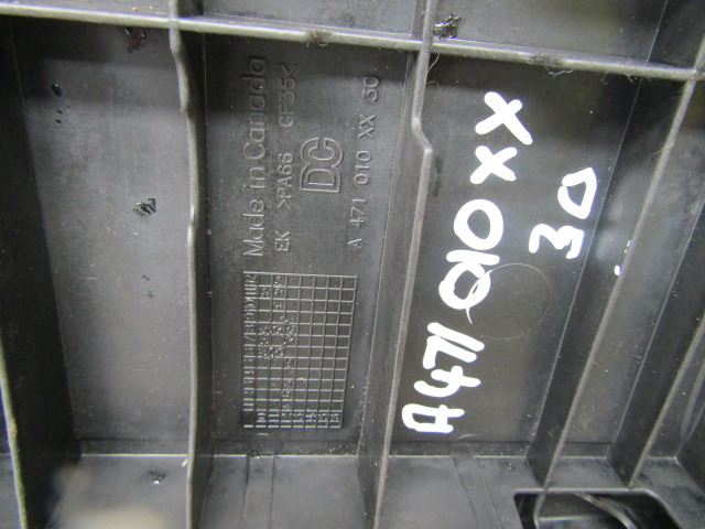MERCEDES ACTROS MP4 OM471-6 ROCKER COVER P/NO A471010XX30 - Dzinējs un rezerves daļas - Kravas automašīna: foto 3 MERCEDES ACTROS MP4 OM471-6 ROCKER COVER P/NO A471010XX30 - Dzinējs un rezerves daļas - Kravas automašīna: foto 3