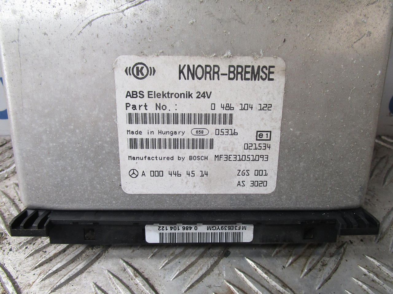 MERCEDES AXOR ABS ECU P/NO A0004464514 - Bremžu daļas - Kravas automašīna: foto 2 MERCEDES AXOR ABS ECU P/NO A0004464514 - Bremžu daļas - Kravas automašīna: foto 2