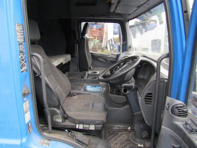 MERCEDES AXOR CAB EX 2012 - Kabīne - Kravas automašīna: foto 4 MERCEDES AXOR CAB EX 2012 - Kabīne - Kravas automašīna: foto 4