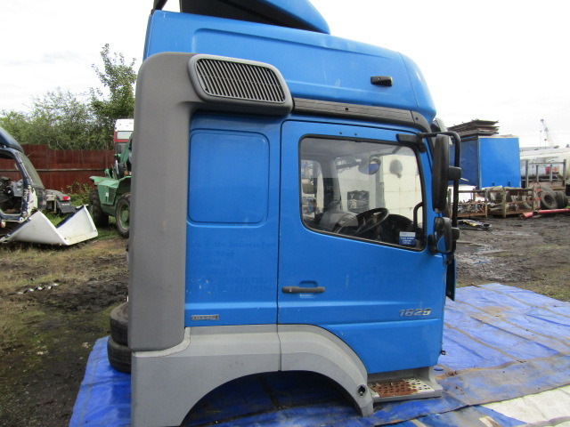 MERCEDES AXOR CAB EX 2012 - Kabīne - Kravas automašīna: foto 5 MERCEDES AXOR CAB EX 2012 - Kabīne - Kravas automašīna: foto 5