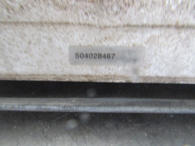 RENAULT MIDLUM DCI 130 INTERCOOLER P/NO 504028467 - Radiators - Kravas automašīna: foto 2 RENAULT MIDLUM DCI 130 INTERCOOLER P/NO 504028467 - Radiators - Kravas automašīna: foto 2