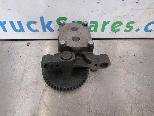 RENAULT PREMIUM OIL PUMP P/NO 5010295890B713 - Dzinējs un rezerves daļas - Kravas automašīna: foto 2 RENAULT PREMIUM OIL PUMP P/NO 5010295890B713 - Dzinējs un rezerves daļas - Kravas automašīna: foto 2