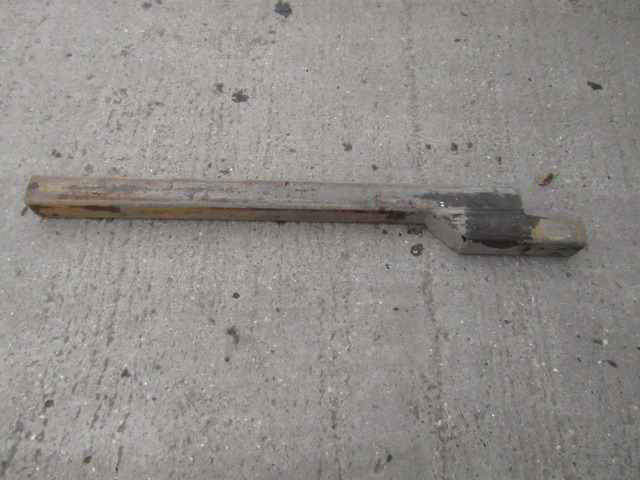 TRAILER POSTS 120CM LENGTH 80MM SOCKET (16) - Rezerves daļa - Piekabe: foto 1 TRAILER POSTS 120CM LENGTH 80MM SOCKET (16) - Rezerves daļa - Piekabe: foto 1