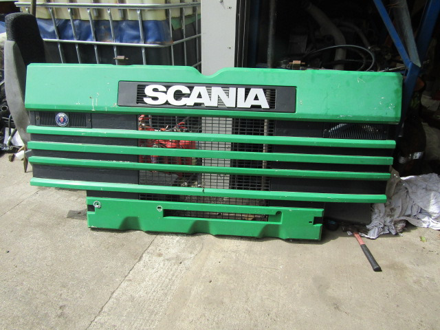 SCANIA P92/93 GRILL SUIT INTERCOOLER MODEL (VERY CLEAN FOR AGE) - Kabīne un interjers - Kravas automašīna: foto 3 SCANIA P92/93 GRILL SUIT INTERCOOLER MODEL (VERY CLEAN FOR AGE) - Kabīne un interjers - Kravas automašīna: foto 3