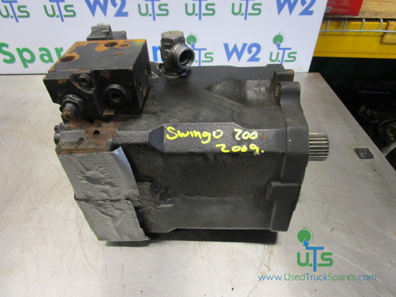 SCHMIDT SWINGO 200 REAR AXLE ‘TRANSMISSION’ DRIVE PUMP ‘LINDE’ - Hidrauliskais motors - Komunālā/ Specializētā tehnika: foto 1 SCHMIDT SWINGO 200 REAR AXLE ‘TRANSMISSION’ DRIVE PUMP ‘LINDE’ - Hidrauliskais motors - Komunālā/ Specializētā tehnika: foto 1