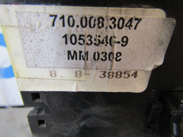 SCHMIDT SWINGO CLOCK CLUSTER AND DIGITAL DISPLAY P/NO 710.008.3047 AND 710.070.2001 - Elektrosistēma - Kravas automašīna: foto 2 SCHMIDT SWINGO CLOCK CLUSTER AND DIGITAL DISPLAY P/NO 710.008.3047 AND 710.070.2001 - Elektrosistēma - Kravas automašīna: foto 2