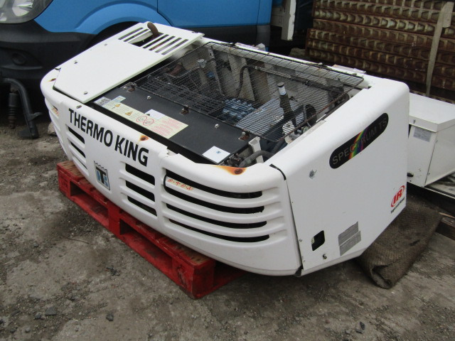 THERMO KING SPECTRUM TS DIESEL FRIDGE UNIT COMPLETE IN GOOD RUNNING ORDER - Saldēšana iekārta - Kravas automašīna: foto 2 THERMO KING SPECTRUM TS DIESEL FRIDGE UNIT COMPLETE IN GOOD RUNNING ORDER - Saldēšana iekārta - Kravas automašīna: foto 2