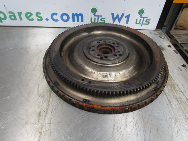 VOLVO FE 240/280 D7E FLYWHEEL 0490-2857 - Spararats - Kravas automašīna: foto 1 VOLVO FE 240/280 D7E FLYWHEEL 0490-2857 - Spararats - Kravas automašīna: foto 1