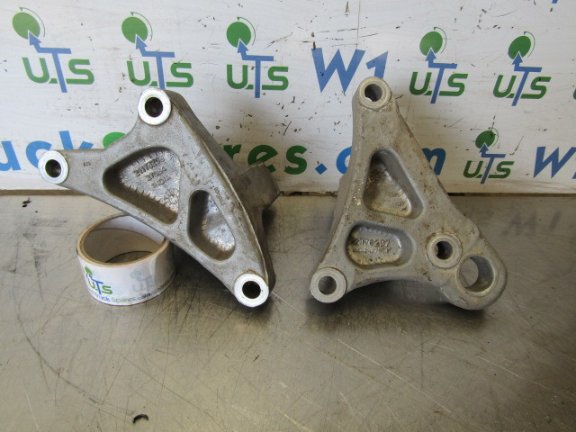 VOLVO FH13 ENGINE MOUNTING P/NO 21176297 /21176296 - Dzinējs un rezerves daļas - Kravas automašīna: foto 1 VOLVO FH13 ENGINE MOUNTING P/NO 21176297 /21176296 - Dzinējs un rezerves daļas - Kravas automašīna: foto 1