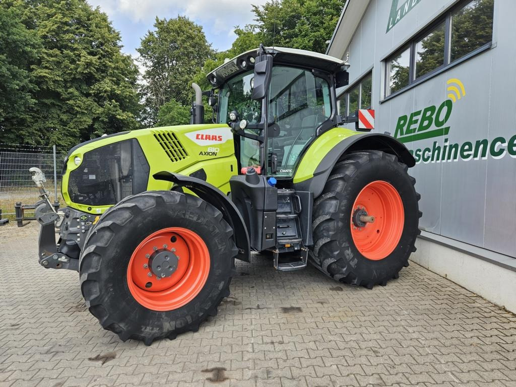 CLAAS AXION 810 CMATIC - Traktors: foto 1 CLAAS AXION 810 CMATIC - Traktors: foto 1