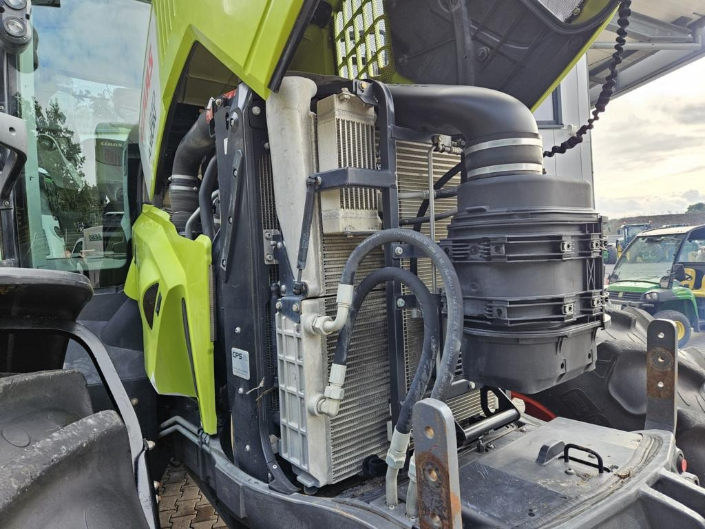 CLAAS AXION 830 CMATIC - Traktors: foto 3 CLAAS AXION 830 CMATIC - Traktors: foto 3