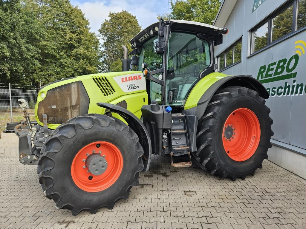 CLAAS AXION 830 CMATIC - Traktors: foto 1 CLAAS AXION 830 CMATIC - Traktors: foto 1