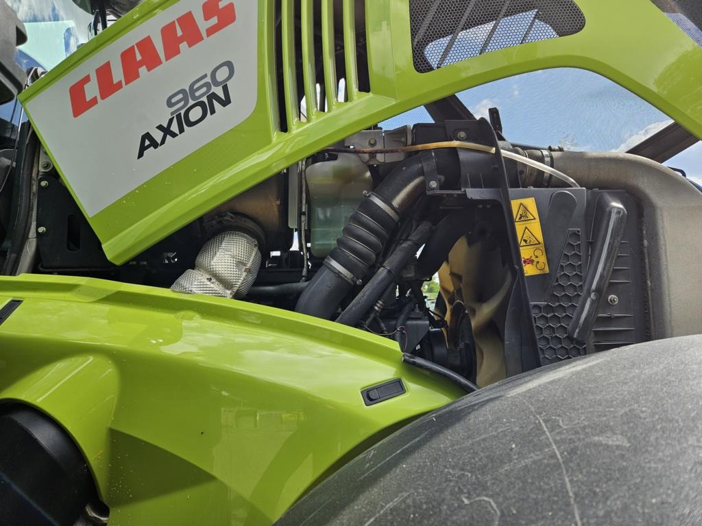 CLAAS AXION 960 CMATIC - Traktors: foto 2 CLAAS AXION 960 CMATIC - Traktors: foto 2