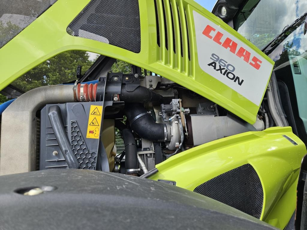 CLAAS AXION 960 CMATIC - Traktors: foto 5 CLAAS AXION 960 CMATIC - Traktors: foto 5