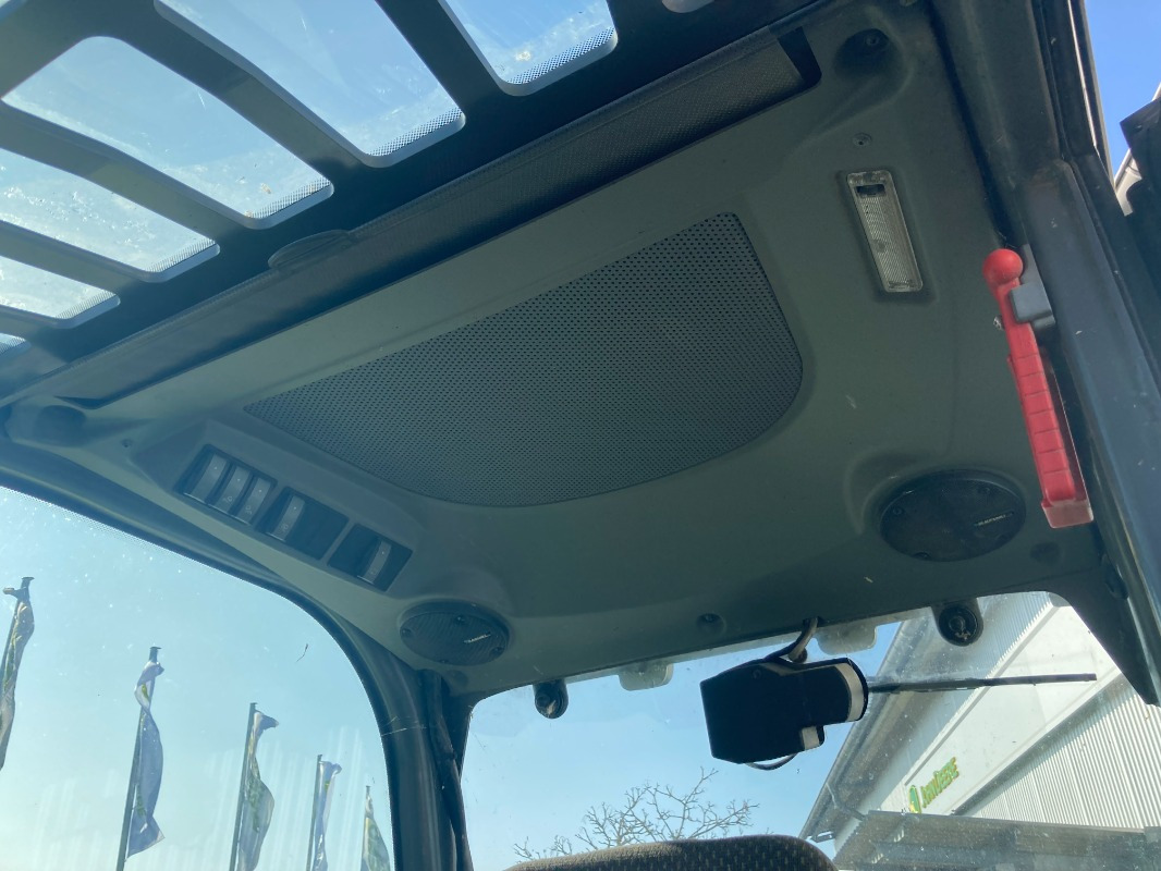 CLAAS SCORPION 7050 - Iekrāvējs: foto 5 CLAAS SCORPION 7050 - Iekrāvējs: foto 5